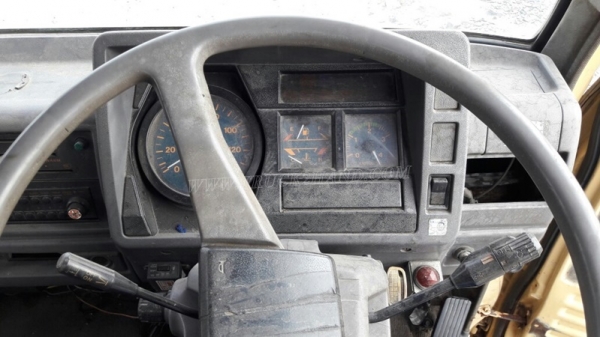 6 ล้อ HINO พื้นเรียบ รถfc114  120 แรงม้า