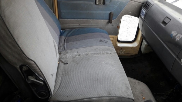 6 ล้อ HINO พื้นเรียบ รถfc114  120 แรงม้า