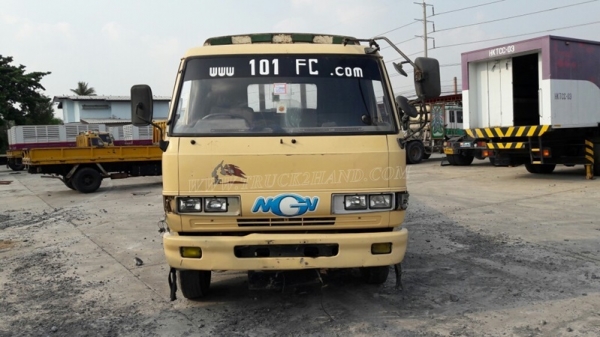 6 ล้อ HINO พื้นเรียบ รถfc114  120 แรงม้า