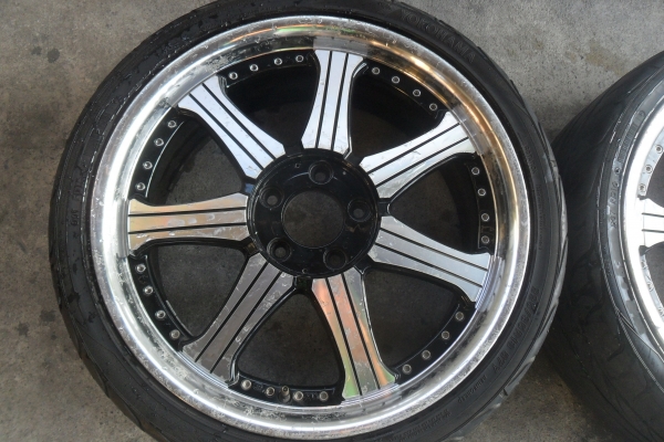 ล้อแม็ก18นิ้ว5รู114 พร้อมยาง สวยๆ 4 ล้อ ราคา 7900 บาท ล้อแม็ก18นิ้ว5รู114 พร้อมยาง สวยๆ 4 ล้อ ราคา 7900 บาท