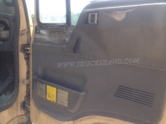 6 ล้อ HINO พื้นเรียบ