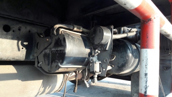 6 ล้อ HINO พื้นเรียบ