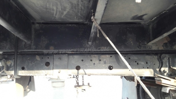 6 ล้อ HINO พื้นเรียบ