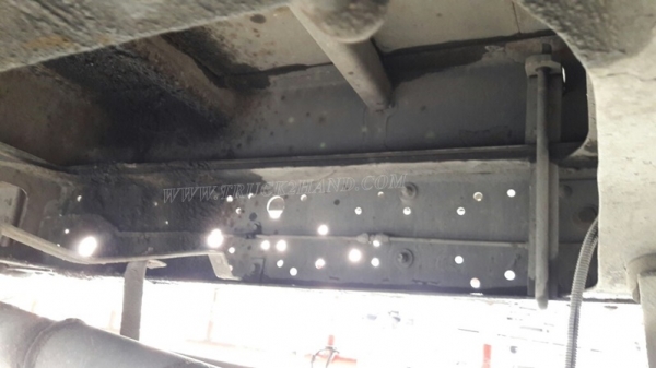 6 ล้อ HINO พื้นเรียบ