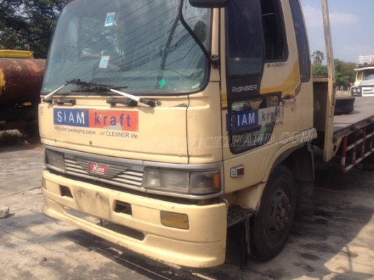 6 ล้อ HINO พื้นเรียบ