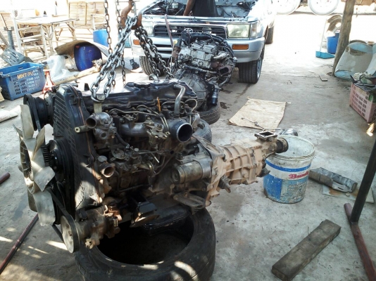 ** ราคา 34,000** เครื่องพร้อมเกียร์ไมตี้ 2L-ll สภาพสวยมากพร้อมใช้ ยกลงเพราะแค่อยากได้เครื่องดีแม็กแค่นั้นคับ โทร 062 387-4789