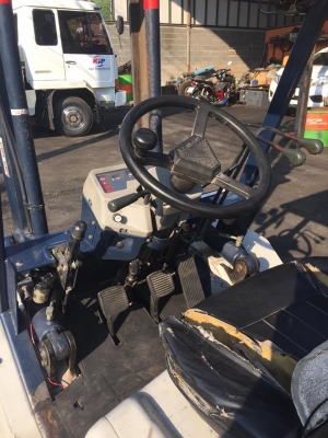 ขาย ฟอล์คลิฟต์ 2.5 ตัน KOMATSU FG25-11 รถมือ 2 นำเข้าจากญี่ปุ่น ขาย ฟอล์คลิฟต์ 2.5 ตัน KOMATSU FG25-11 รถมือ 2 นำเข้าจากญี่ปุ่น