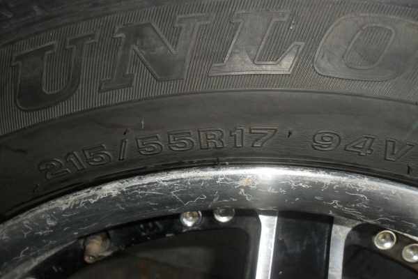 ล้อแม็ก17นิ้ว5รุ114 พร้อมยาง สวยๆ 4 ล้อ ราคา 6950 บาท