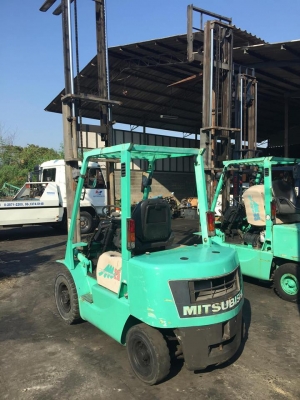 ขาย ฟอล์คลิฟต์ 2.5 ตัน MITSUBISHI FD25 รถมือ 2 นำเข้าจากญี่ปุ่น  เสา 4.5 เมตร