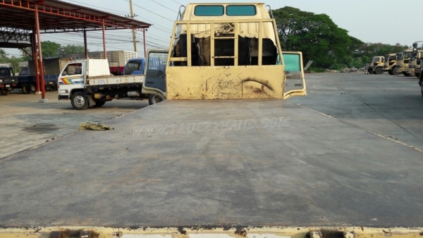 6 ล้อ HINO พื้นเรียบ รถfc114 120 แรงม้า