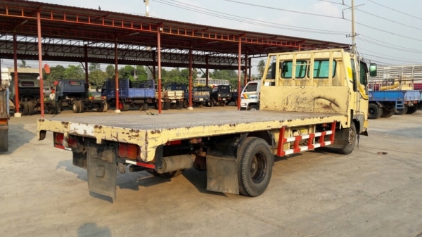 6 ล้อ HINO พื้นเรียบ รถfc114 120 แรงม้า