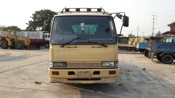 6 ล้อ HINO พื้นเรียบ รถfc114 120 แรงม้า