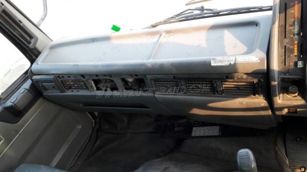 6 ล้อ HINO พื้นเรียบ รถfc114 120 แรงม้า