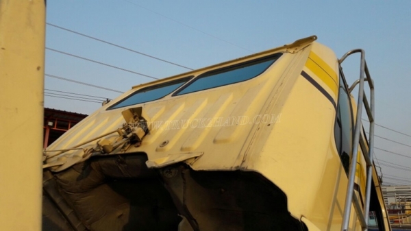 6 ล้อ HINO พื้นเรียบ รถfc114 120 แรงม้า