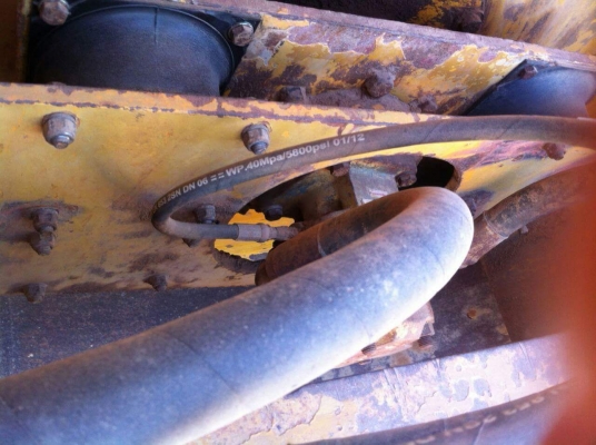 ขายรถบด 2เพลา มีระบบสั่นสะเทือน เครื่อง195เทอร์โบ สภาพพร้อมใช้งาน สนใจโทร 090-8588220คุณนะ 093-3258446คุณบิว หรือเข้าดูสินค้าอื่นๆได้ที่ www.truck.in.th/498 หรือเพจFacebook ณรงค์ ซื้อขายรถมือสอง (เว็บไซต์ส่วนตัว) หรือFacebook คุณนะ รถบรรทุก