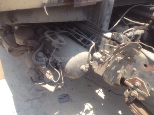 6 ล้อ HINO รุ่น FD 180 แรงม้า มีหัวเก๋งให้แต่สามารถไปประกอบได้เอง สนใจต่อรองราคาได้อีก