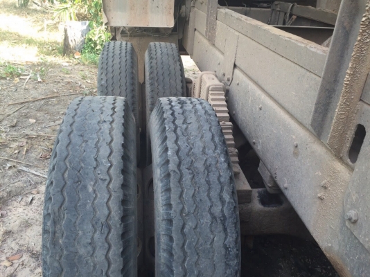 ขายรถ10ล้อดั้มพ์ HINO FM177LA ลงเครื่อง HO7C 185แรงม้า สนใจโทร 081-970-1072