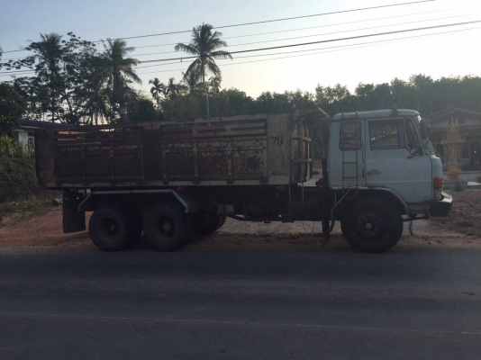 ขายรถ10ล้อดั้มพ์ HINO FM177LA ลงเครื่อง HO7C 185แรงม้า สนใจโทร 081-970-1072