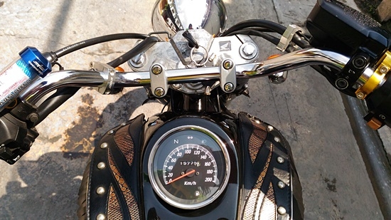 Phantom 200 Fire Edition จดปลาย 52 ทะเบียน 111 Phantom 200 Fire Edition จดปลาย 52 ทะเบียน 111