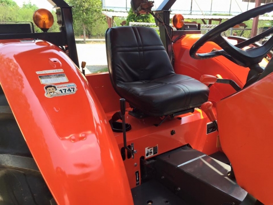 ขายรถไถ Kubota M6040 SU(4WD) พร้อมใบมีดและผานพรวน รถสวย พร้อมใช้งาน ขายรถไถ Kubota M6040 SU(4WD) พร้อมใบมีดและผานพรวน รถสวย พร้อมใช้งาน