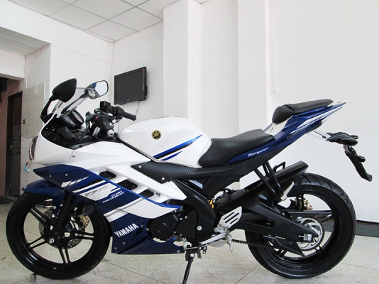 (โอนฟรี) ขาย Yamaha R15 รถปี 2015 ไมล์แท้ 3118 กม สภาพสวยเดิมๆ แรงด้วยขุมกำลัง 150CC บิดติดมือ  สีขาว น้ำเงิน