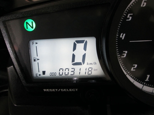 (โอนฟรี) ขาย Yamaha R15 รถปี 2015 ไมล์แท้ 3118 กม สภาพสวยเดิมๆ แรงด้วยขุมกำลัง 150CC บิดติดมือ  สีขาว น้ำเงิน