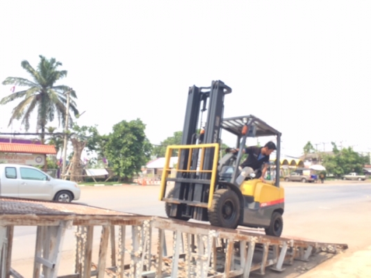 ขายรถโฟลคลิฟท์ ( รุ่นใหม่ ) ใส่เวท 2.5ตัน TCM FD25T3 , AUTO, ดีเซล ,เสา 3 ท่อน ยกสูง 5.4 เมตร , (รับประกัน 3 เดือน ) รถใช้มาน้อย 2 พันกว่าชั่วโมง รถนอกแท้นำเข้าจากญี่ปุ่น 100\% ขายรถโฟลคลิฟท์ ( รุ่นใหม่ ) ใส่เวท 2.5ตัน TCM FD25T3 , AUTO, ดีเซล ,เสา 3 ท่อน ยกสูง 5.4 เมตร , (รับประกัน 3 เดือน ) รถใช้มาน้อย 2 พันกว่าชั่วโมง รถนอกแท้นำเข้าจากญี่ปุ่น 100\%