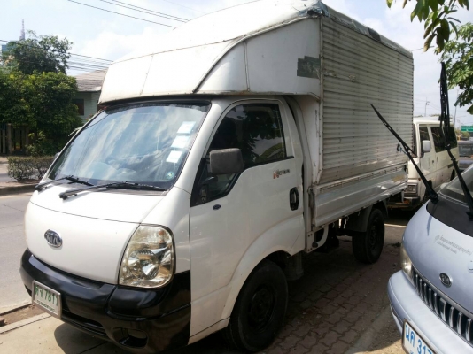 KIA 4 ล้อกลาง สวยเดิม พร้อมใช้ KIA 4 ล้อกลาง สวยเดิม พร้อมใช้