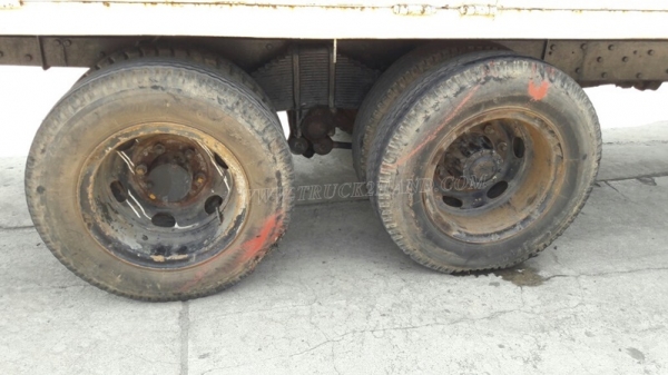 10 ล้อ HINO FD   เครน 4.5 ตัน เครื่อง HO6C เทอร์โบ 220 แรงม้า