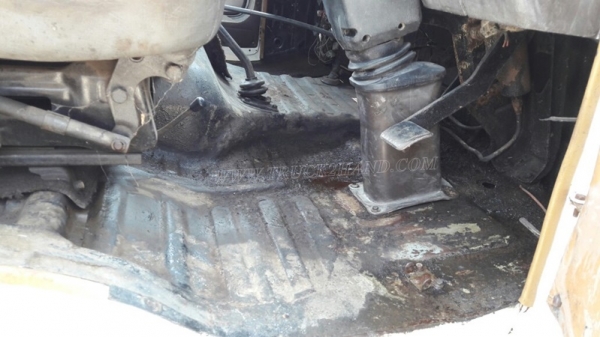 10 ล้อ HINO FD   เครน 4.5 ตัน เครื่อง HO6C เทอร์โบ 220 แรงม้า