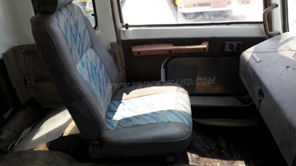 10 ล้อ HINO FD   เครน 4.5 ตัน เครื่อง HO6C เทอร์โบ 220 แรงม้า