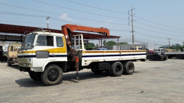 10 ล้อ HINO FD   เครน 4.5 ตัน เครื่อง HO6C เทอร์โบ 220 แรงม้า