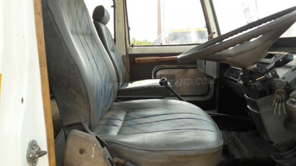 10 ล้อ HINO FD   เครน 4.5 ตัน เครื่อง HO6C เทอร์โบ 220 แรงม้า