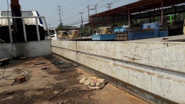 10 ล้อ HINO FD   เครน 4.5 ตัน เครื่อง HO6C เทอร์โบ 220 แรงม้า