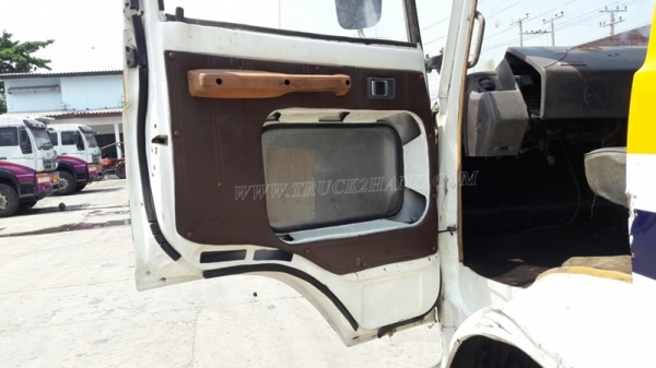 10 ล้อ HINO FD   เครน 4.5 ตัน เครื่อง HO6C เทอร์โบ 220 แรงม้า