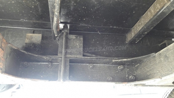 10 ล้อ HINO FD   เครน 4.5 ตัน เครื่อง HO6C เทอร์โบ 220 แรงม้า