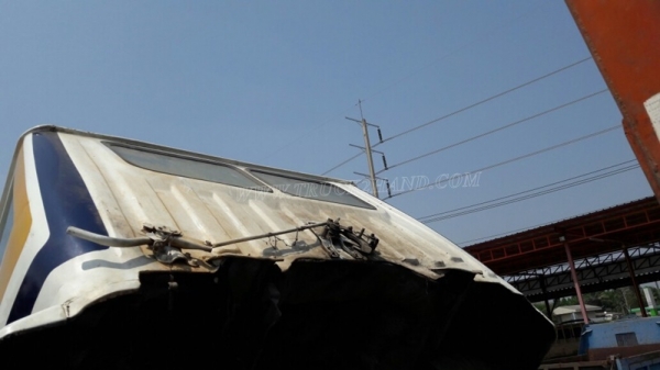 10 ล้อ HINO FD   เครน 4.5 ตัน เครื่อง HO6C เทอร์โบ 220 แรงม้า