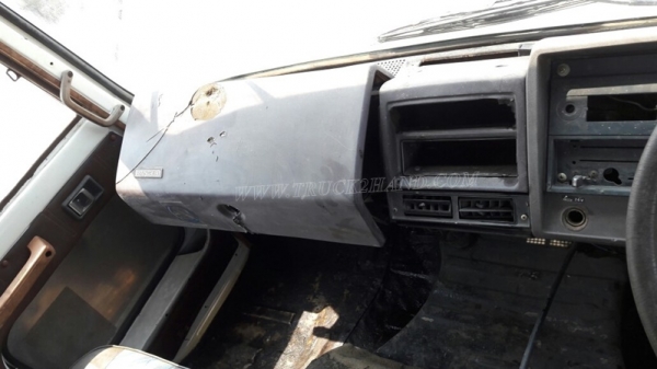 10 ล้อ HINO FD   เครน 4.5 ตัน เครื่อง HO6C เทอร์โบ 220 แรงม้า