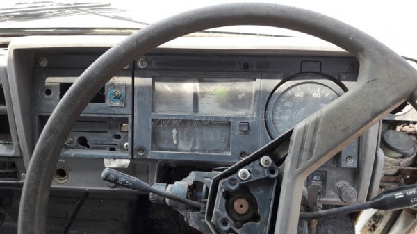 10 ล้อ HINO FD   เครน 4.5 ตัน เครื่อง HO6C เทอร์โบ 220 แรงม้า