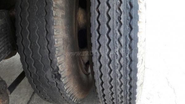 10 ล้อ HINO FD   เครน 4.5 ตัน เครื่อง HO6C เทอร์โบ 220 แรงม้า