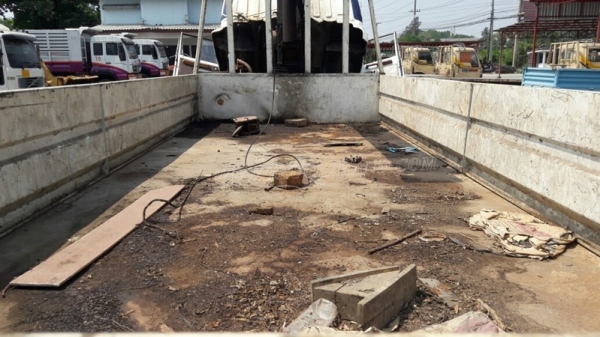 10 ล้อ HINO FD   เครน 4.5 ตัน เครื่อง HO6C เทอร์โบ 220 แรงม้า