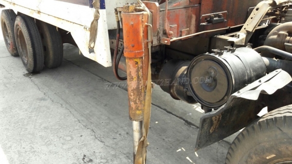 10 ล้อ HINO FD   เครน 4.5 ตัน เครื่อง HO6C เทอร์โบ 220 แรงม้า