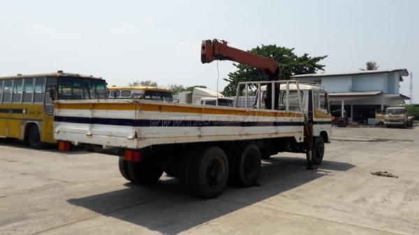 10 ล้อ HINO FD   เครน 4.5 ตัน เครื่อง HO6C เทอร์โบ 220 แรงม้า