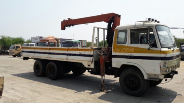 10 ล้อ HINO FD   เครน 4.5 ตัน เครื่อง HO6C เทอร์โบ 220 แรงม้า