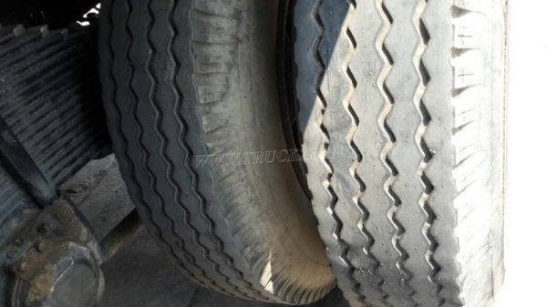 10 ล้อ HINO FD   เครน 4.5 ตัน เครื่อง HO6C เทอร์โบ 220 แรงม้า