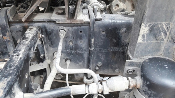 10ล้อ หัวลาก NISSAN UD 300 แรงม้า จดทะเบียนเมื่อปี 2544