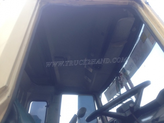 10ล้อ หัวลาก NISSAN UD 300 แรงม้า จดทะเบียนเมื่อปี 2544