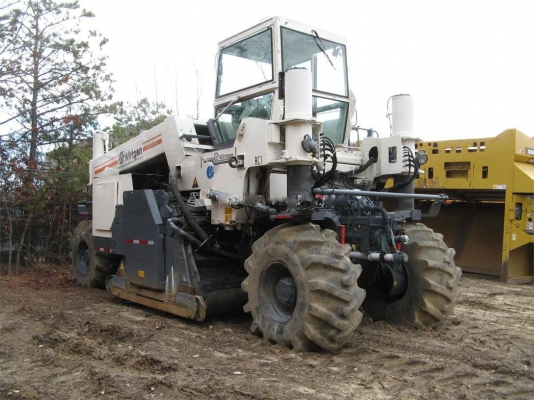 1999 WIRTGEN WR2500 1999 WIRTGEN WR2500