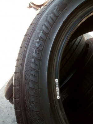 215/55R17 BRIDGESTON TURANZA GR-90 MADE IN JAPAN ชุด 4 เส้น tel.081-427-3941 ไอดีไลน์ 0814273941 215/55R17 BRIDGESTON TURANZA GR-90 MADE IN JAPAN ชุด 4 เส้น tel.081-427-3941 ไอดีไลน์ 0814273941
