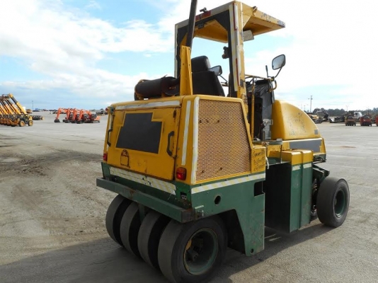 2003 Dynapac CP132 Pneumatic Tired Roller